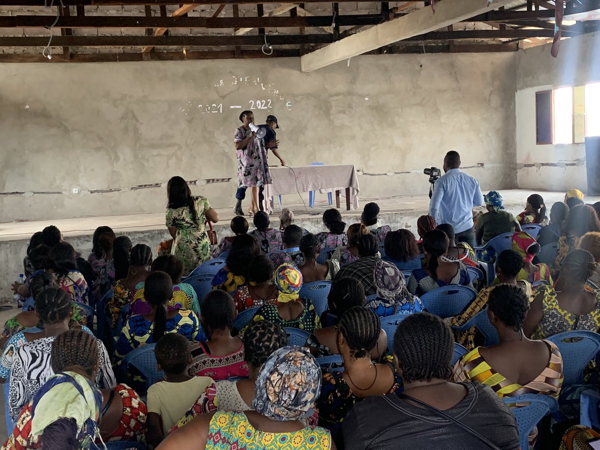 Maj_kinshasa1's tweet photo. Ouverture de la conférence sur l'éducation numérique, égalité pour la paix et l'autonomisation des femmes et filles en RDC au camp lufungula avec @abef_Nd, JIF 2023.

@ippf @maj_kinshasa @maj_rdc @YouthSprint @MakokiYaMwasi https://t.co/I1xDw1x8RE