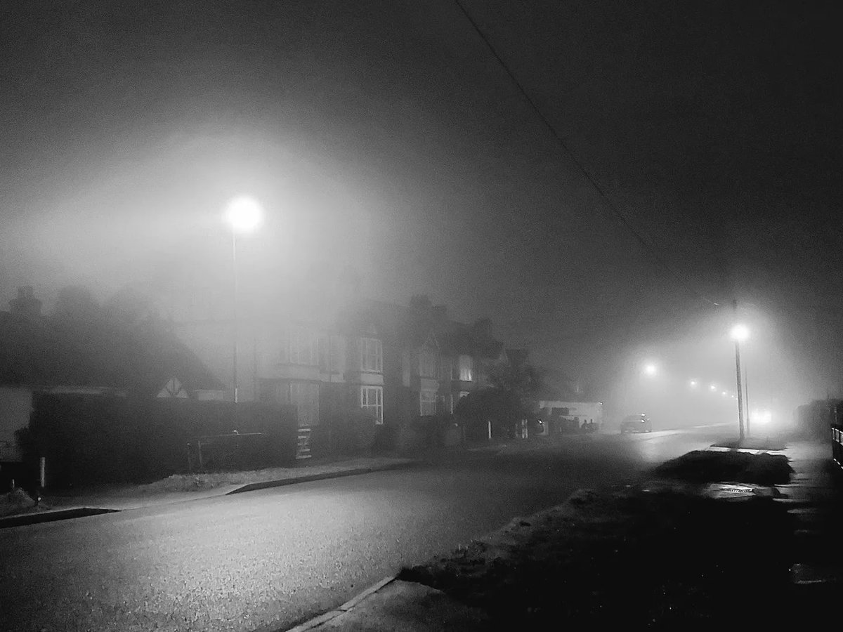 The fog early this morning @BBCSouthWeather @itvmeridian @metoffice @Official_WXUK @StormHour @bbcweather @OfficialWXUK