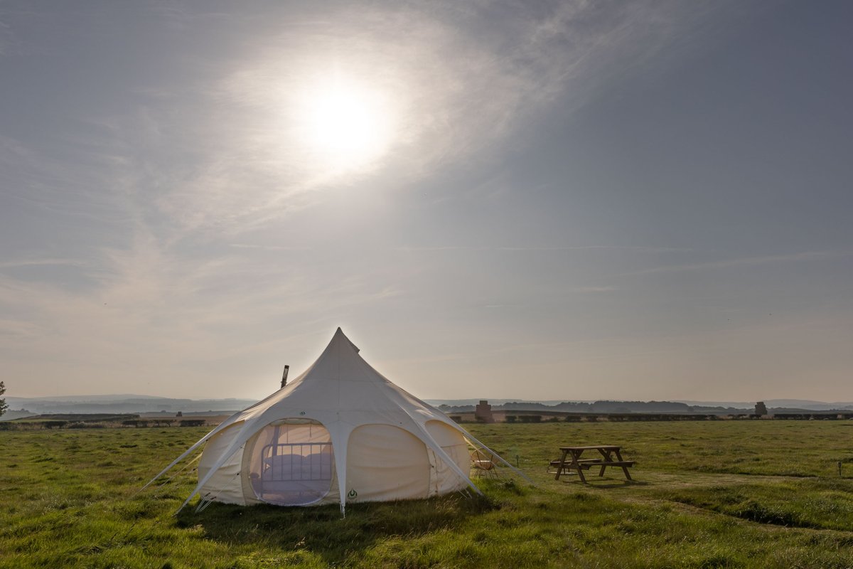 VisitNland's tweet image. Less than two weeks until Bamburgh Under Canvas re-opens for spring summer 🏕️

Take a look for a stunning #glamping stay in the heart of #Bamburgh:

ow.ly/nChY50NsssP

#visitnorthumberland #northumberland