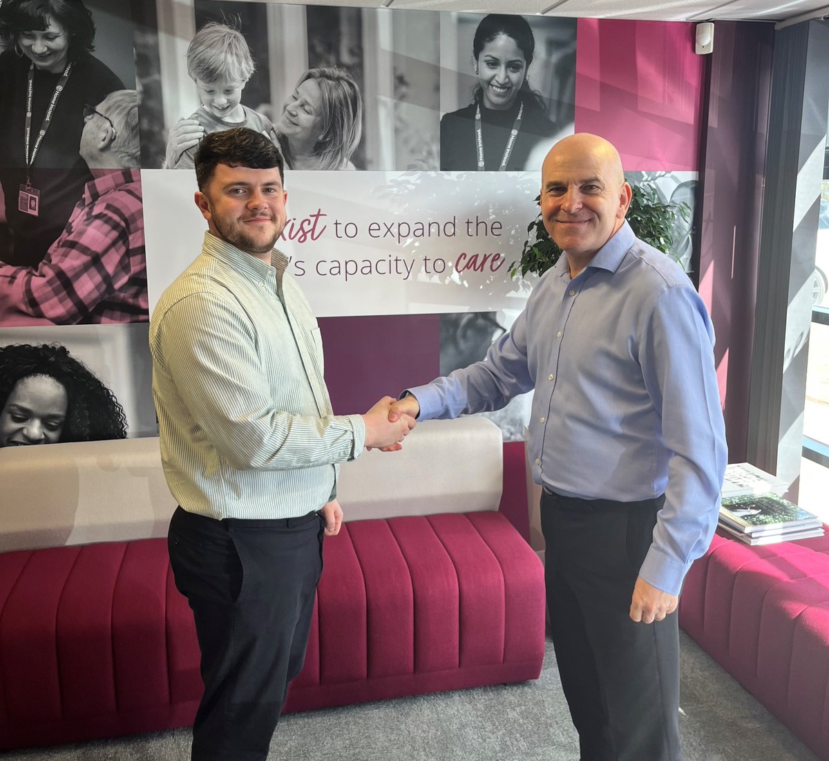 MartinHI_UK's tweet photo. Congratulations to Luke Spellman on receiving his Qualified Franchise Professional  qualification from the @BFA_UK.

Many thanks to @Pipwilkins and her team for the support they give to develop people’s understanding of the franchise sector.

#QFP #franchising #BFA https://t.co/tYnq4uHf16