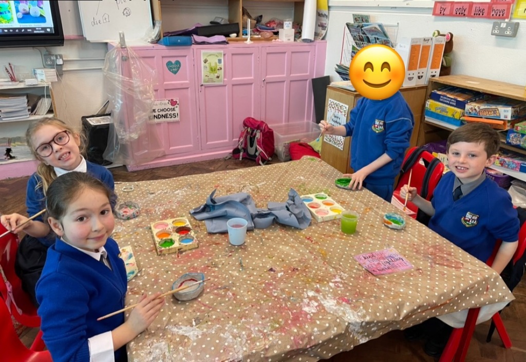 OLOCschool's tweet photo. Time to Paint Our Easter Pinch Pots in Room 8:

The post Time to Paint Our Easter Pinch Pots in Room 8 appeared first on Our Lady of Consolation National School.

Link to website post: https://t.co/CgkPkiHKlT https://t.co/qJOxrGNqg0