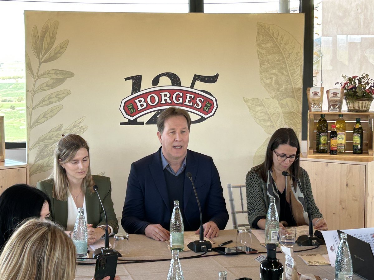 ComarquesPonent's tweet photo. Commemoració dels 125 anys del grup Borges i inauguració de la seu institucional del Grup en la finca Mas de Colom @Borges_es #MasdeColom #Sostenibilitat #Agriculturaresponsable #Productessaludables https://t.co/0w2sttk1M5