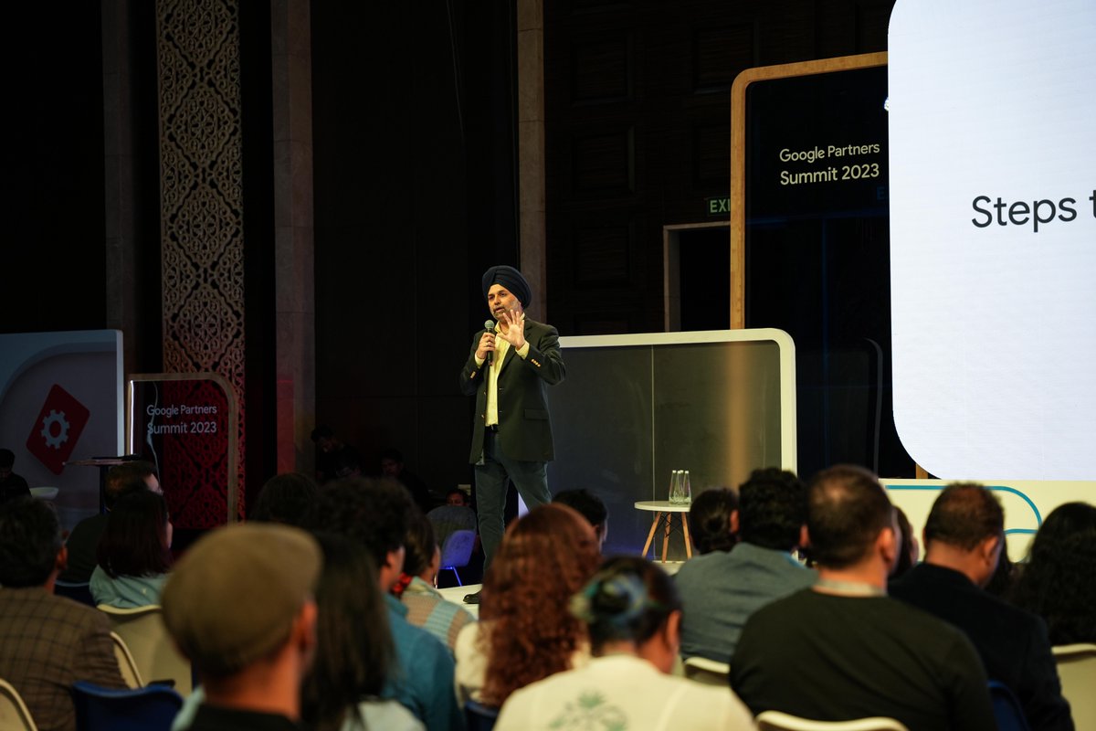 85% of marketers shared that cookie loss and accurate measurement were 2 of their top 3 challenges. At the Google Partner Summit last week, I shared how the Google Cloud data platform can help. Learn more: cloud.google.com...