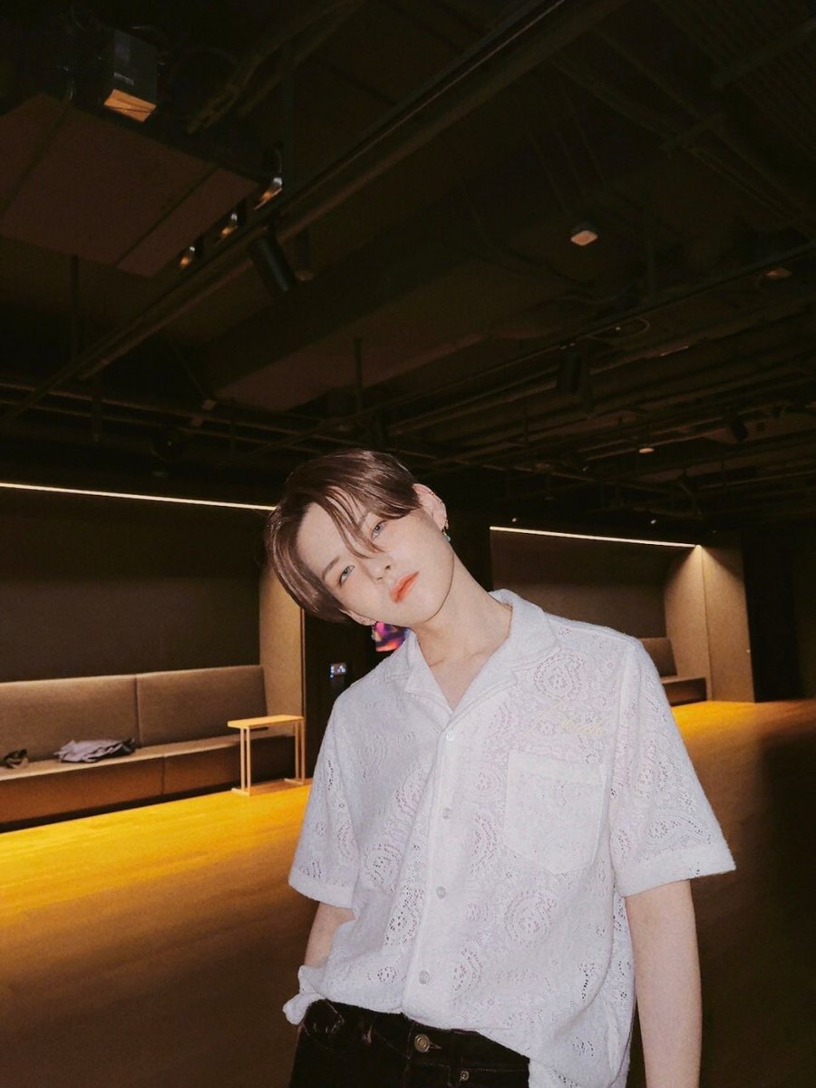 📖日本語翻訳✏️

Hi トゥメ🙌🏻🐱🍭🎭

#ヨシ #YOSHI #트레저 
<a href="/treasuremembers/">TREASURE</a>