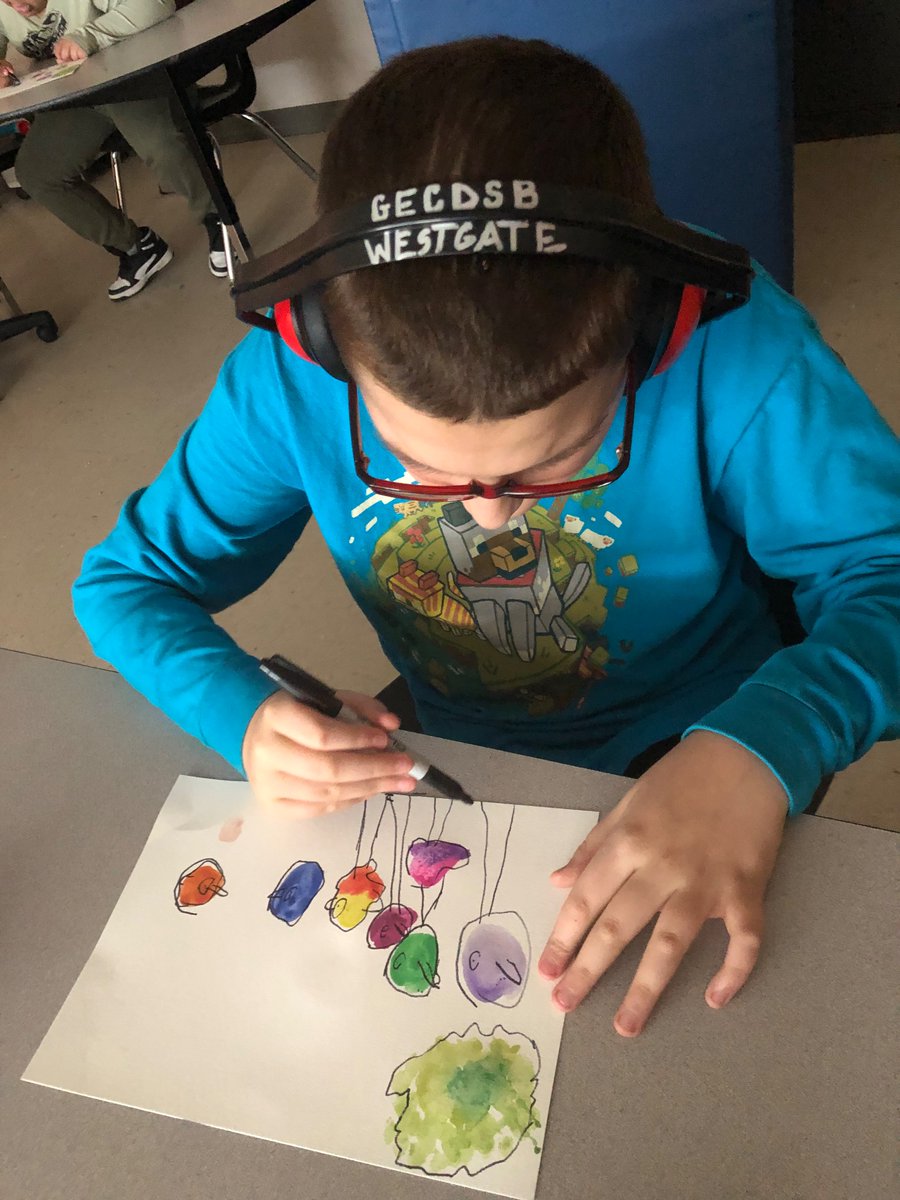 Miss_J_Piazza's tweet photo. Since the change of seasons we’ve been talking about signs of spring and this lead to a conversation about birds. For our art lesson we created these beautiful, whimsical bird paintings! #gecdsbgains https://t.co/yKqGhW45zy