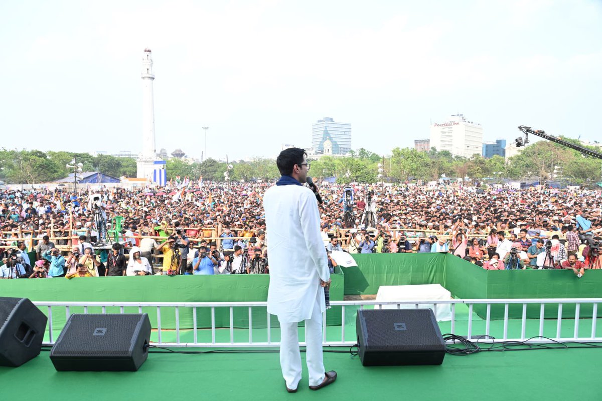 Khela Hobe tweet media
