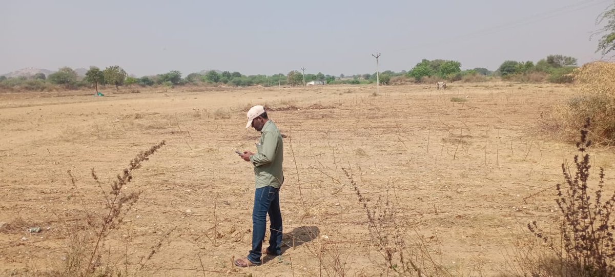 AODhanwada's tweet photo. పంటల నమోదు ప్రక్రియ పరిశీలన ధన్వాడ మండలం. నారాయణపేట జిల్లా.@SRReddyTRS @MJSudhakar8 https://t.co/7T6nDg2RIj