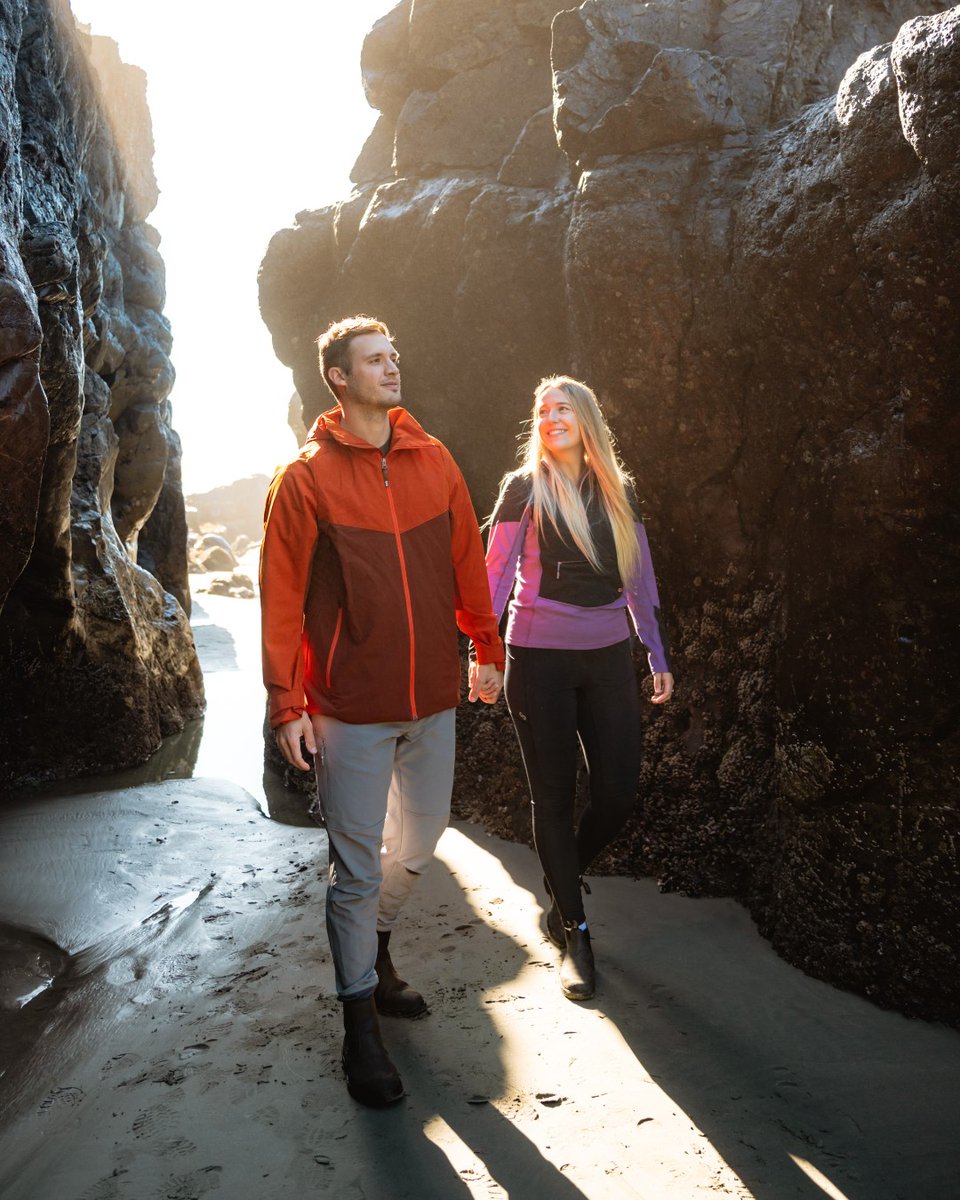 orosapparel's tweet photo. It's time for spring cleaning. Ditch the down and try bulk-free SOLARCORE® to experience a new level of warmth as you move through the season. https://t.co/stakgf410e
