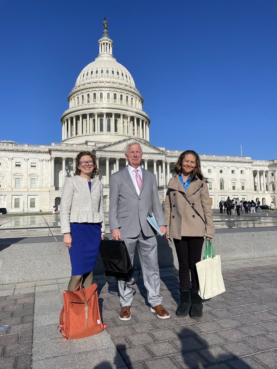 Tweeting live today from our nation’s capital as we advocate for kidney health today!  @ASNKidney #KidneyAdvocates  #Kidneysonthehill