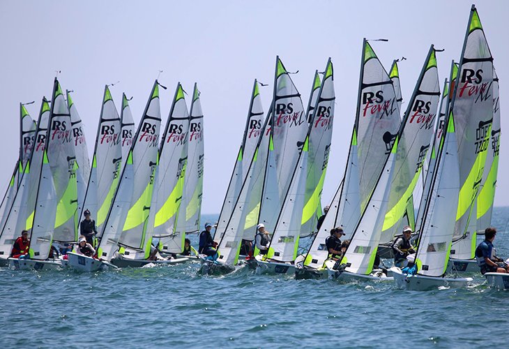 NauticaReport's tweet image. Gli RS Feva a Marina di Ravenna per la prima Nazionale del 2023
nauticareport.it/dettnews/sport…
#rsfeva #circolovelicoravennate #marinadiravenna #campionatodelmondorsfeva