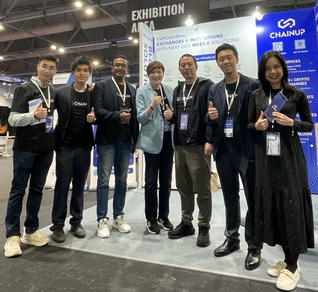 ChainUpOfficial's tweet photo. Wrapping up Day 1 of @WOWsummitWorld HK🇭🇰2023, with amazing insights from the industry leaders and interactions with blockchain enthusiasts😊
Looking forward to Day 2 🗓️
Visit us at ➡ booth #B08 at Asia World Expo, Hong Kong
#decentralizedfinance #NFTs #Blockchain #HONGKONG https://t.co/5PoYwOylHq