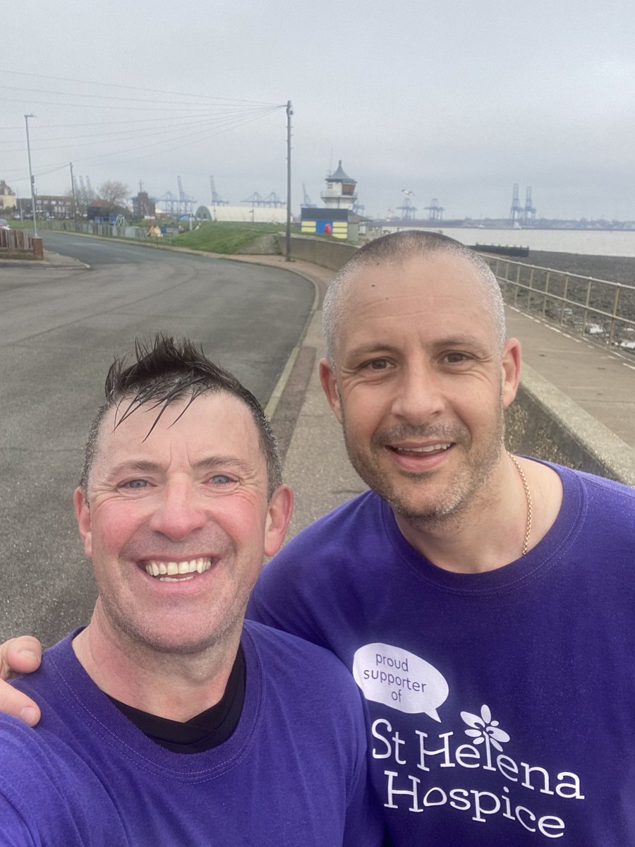 JamieJlynch's tweet photo. Longest run ever 22 miles #TeamBob london marathon training 👊🏻 https://t.co/2KwueHF86F