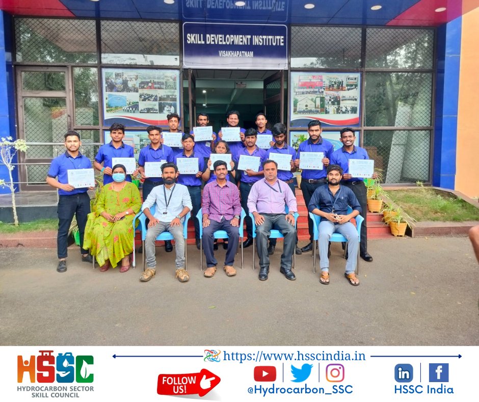Hydrocarbon_SSC's tweet photo. Successful completion batch of 13 #Process_Instrument_Operator (Oil & Gas) at #SDI, #Visakhapatnam, #Andhra_Pradesh, on 27.03.2023.
#HSSC is committed to provide #Vocational/ #Technical #skill_development_training to unemployed #youth to promote better #employability.
#SkillIndia https://t.co/yjX66QAkGE