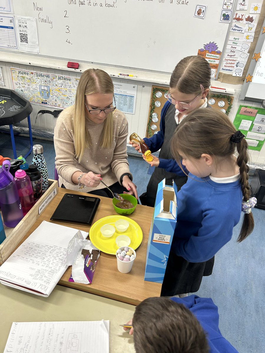 P3b were so excited to be joined by a special visitor today! Miss Brown even followed our instructions to make her own Easter crispy cakes 🐣 <a href="/MissNLBrown/">Nicole Brown</a> #AspireBelieveAchieve