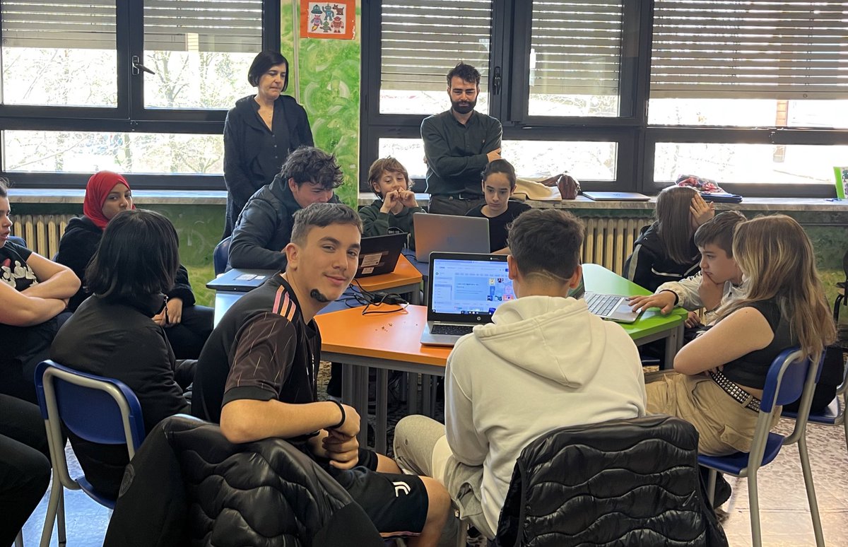 Un projet dynamique et innovant de sérigraphie pour lutter contre l’abandon scolaire #decrochagescolaire
Maker lab ! 🇮🇹👏👏👏 <a href="/IfMilano/">Institut français Mi</a> <a href="/Ih2ef/">IH2EF</a>