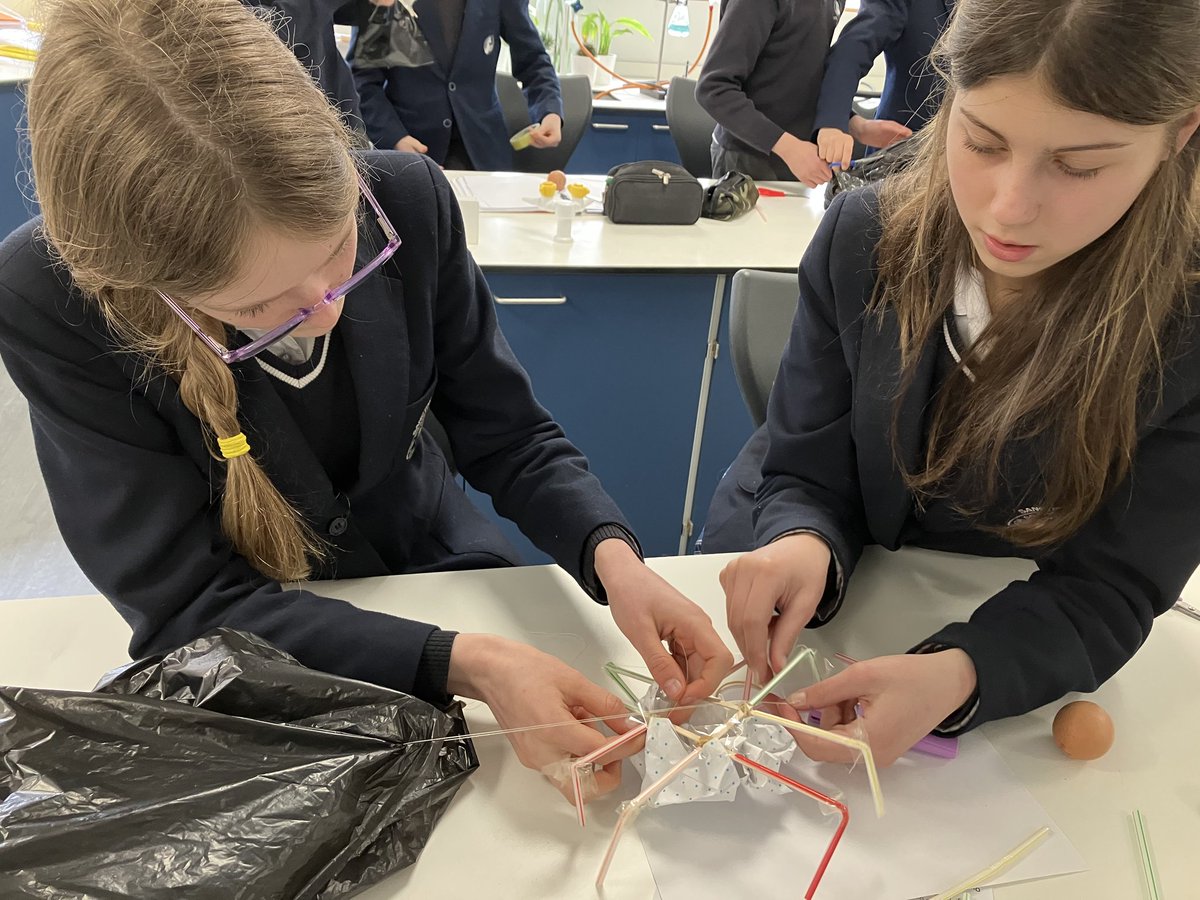 SanctonWood's tweet image. When you&apos;re lucky enough to count a member of The Royal Society of Biology, a Fellow of The Royal Society of Chemistry &amp;amp; a science social influencer &amp;amp; STEM Ambassador as part of your team, you know #STEMWeek2023 is going to be a good one. Read more at sanctonwood.co.uk/2023/03/17/ste…