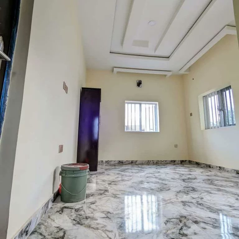 blessing_mana's tweet photo. Buying
Selling
Renting
Self con
Spacious rooms
Wardrobe
Kitchen cabinets
Water heater
15 hours light
Secured environment. 
📞📞08134099543 https://t.co/YsOjAp35pB