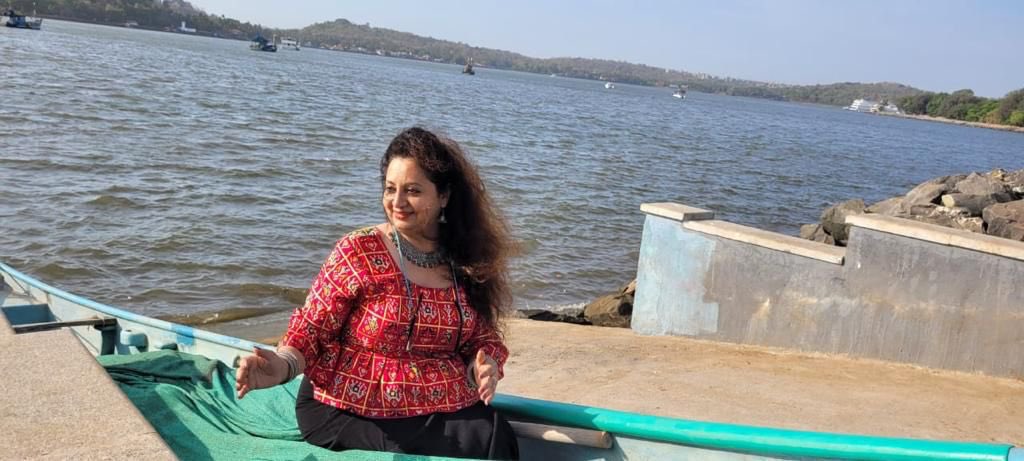 meeta_pandit's tweet photo. “Look deep into nature, and then you will understand everything better.”
-Albert Einstein
#mindviberation #sealife #beachvibes #beachlife #vitaminsea #nature #photooftheday #selflove #naturelover #seaside #metime #understandlife https://t.co/Vum5mWCVA6