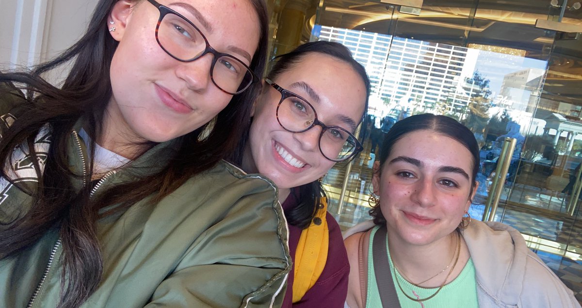 crazyforadkins's tweet photo. Me and @daydreamerlex have been friends for 7 years today. She was the first person I ever messaged within the fandom. 7 years later &amp; we finally saw @adele together🥹. A real (long distance😪) best friend for life 🤍! Eternally grateful✨ADORE YOU https://t.co/z70yQnIPG8