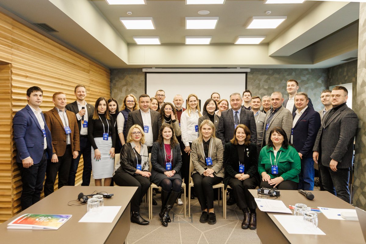 UNDPMoldova's tweet photo. 5 Moldovan communities will benefit from #M4EG grants for recovery. "They will contribute to enhanced resilience to impacts of multidimensional crises and socio-economic inclusion of #refugees and social cohesion of host communities" - our @andrea_cuzyova
 https://t.co/sZvvVQpgkO https://t.co/X5ax2egK3m