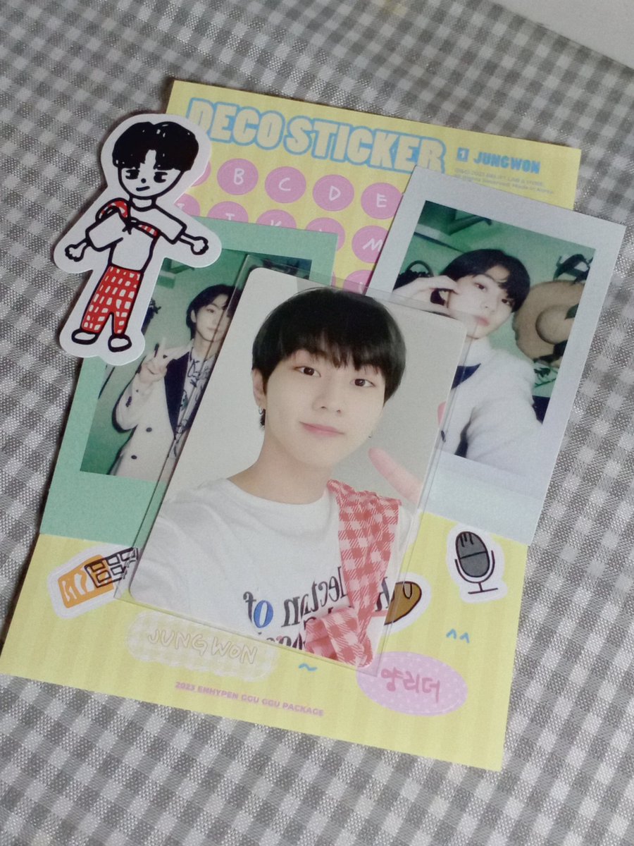 melomyoui's tweet photo. . ࣪ ˖               
                  #reipistle .ᐟ 💐   
    
     jungwon is here ! thank you so 
    much @xaeabns  for this set <3  
     it arrived safely, till our next ⭐            
     
                               #lovefrxaea          ˖ . https://t.co/i69BE0JsMd