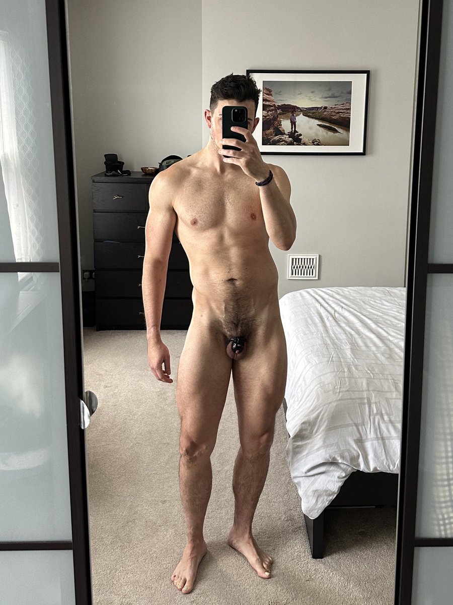 babe_asaurusrex's tweet photo. just got home from an intense morning cycle, who’s massaging my legs? https://t.co/0FTWzm29PX