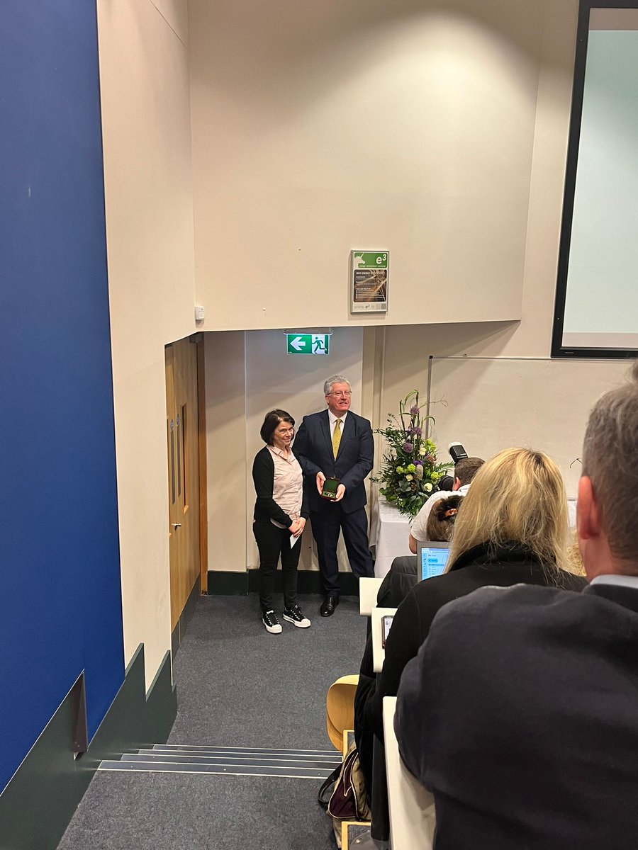 Much to celebrate @DCUSALIS this morning with our head of school Agnes Maillot receiving the #DCUPresidentAwards for Engagement in the Staff category for her amazing work with the #IrishRefugeeIntegrationNetwork -a collective of DCU academics, students & members of civil society.