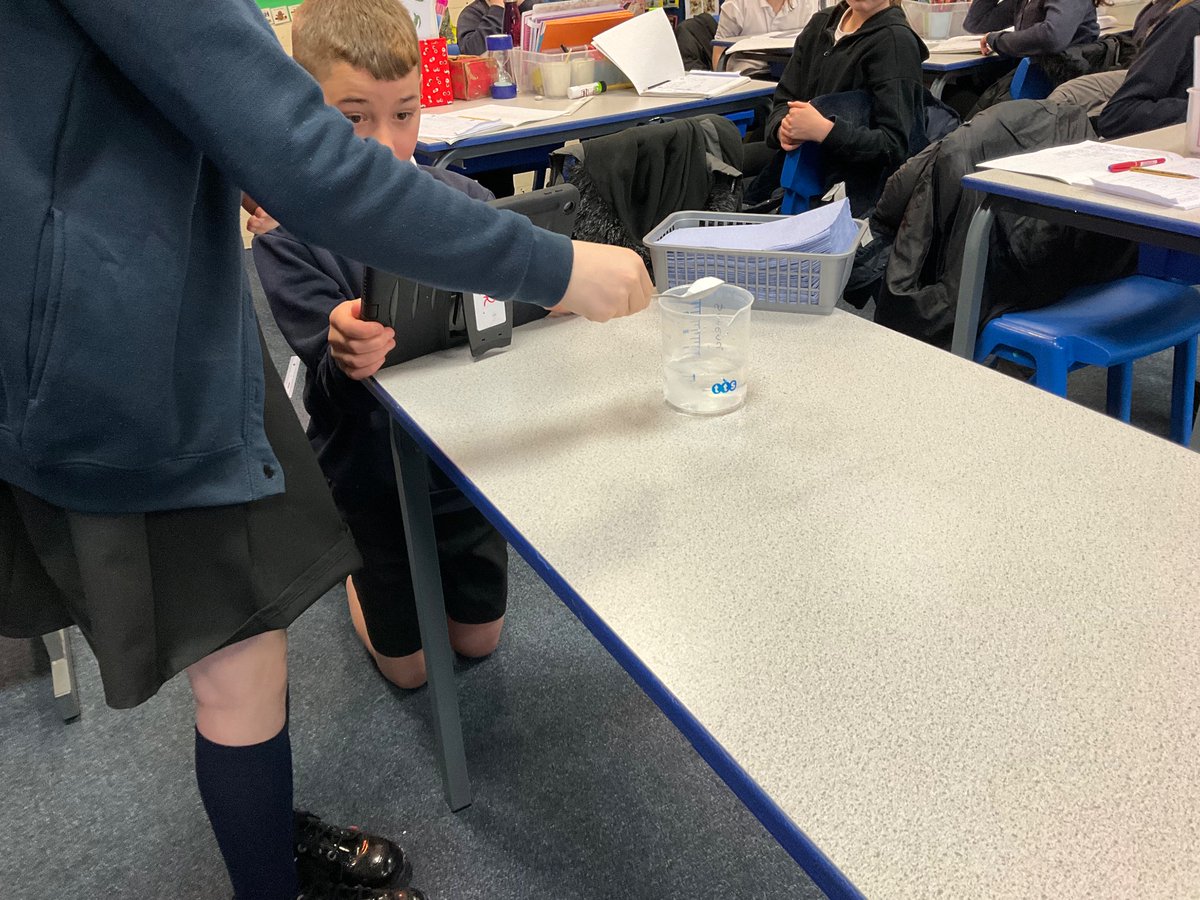Vernon56KS2's tweet photo. UKS2 are making scientific observations this morning. Ask us us what chemical reactions we observed and why this happened! #VPPScience https://t.co/JChm4UREIx