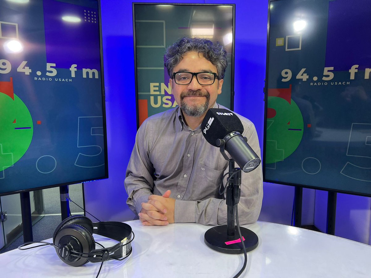 🔵🎙Hoy en #EnlaceUsach 

👉<a href="/felocarril/">Felipe Elorrieta</a>, Dir. del <a href="/gemvep_usach/">Grupo Epidemiologico Matematico USACH</a>: Estadísticas Vitales 2020 del Minsal e INE

Panel 👉<a href="/LoreMQ/">Lorena Meneses Q. 🌳🌳</a> de <a href="/la_convergencia/">Convergencia Social</a> y @DaniCarrasco90 de <a href="/FundJaimeGuzman/">Fundación Jaime Guzmán</a>

👉Germán Pinto, especialista en Derecho Tributario <a href="/faeusach/">FAE USACH</a>: #OperaciónRenta2023

📻94.5 📺50.1
