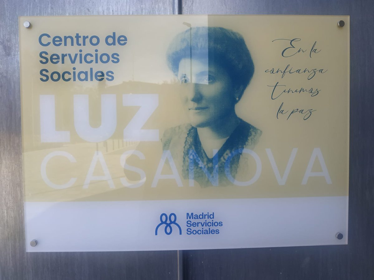 MCasariegoCor's tweet photo. Se inaugura el Centro de Servicios Sociales #LuzCasanova @JMD_SanBlas, gracias a todos los que han contribuido a que sea una realidad que permitirá  mejorar la atención a mucha gente😃😃
@AniortePepe @SilviaSaavedraI @palomagromero 
#PlanSurES https://t.co/DnFqhP0ZzA