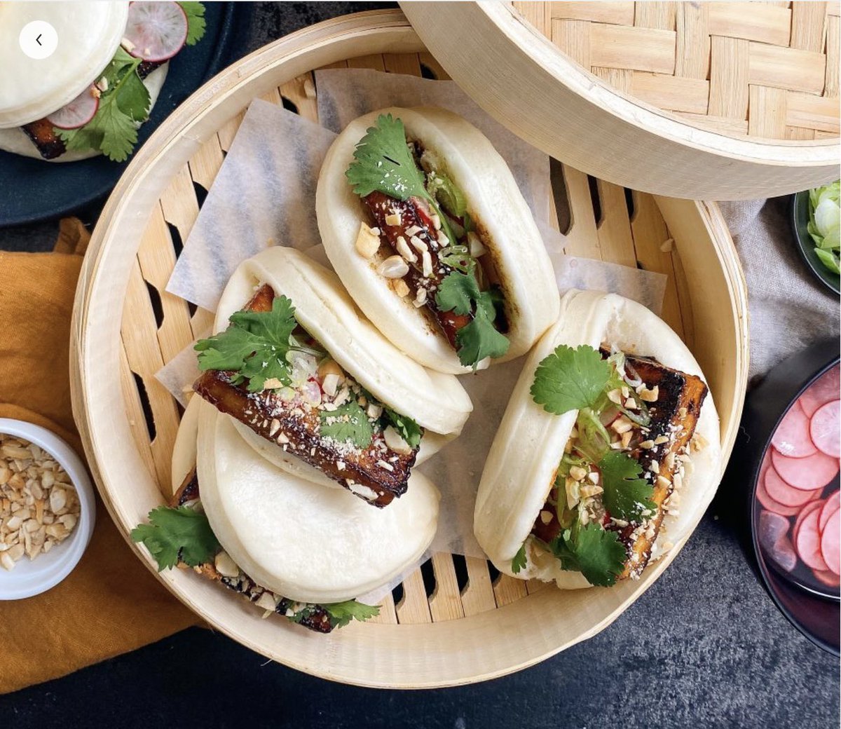schmoozequeen's tweet photo. #Vegan Carmelized Tofu Bao Buns w/ Hoisin Sauce & Cashews 👍💛 #LOVETHIS 🫶#DELICIOUS
#plantbased #baobuns #tofu #pickledradish #Cilantro #edamame @chefcookit #MealKit🇨🇦#ChefCookIt
https://t.co/zLKtquQyfN https://t.co/DcAuyuPGSL