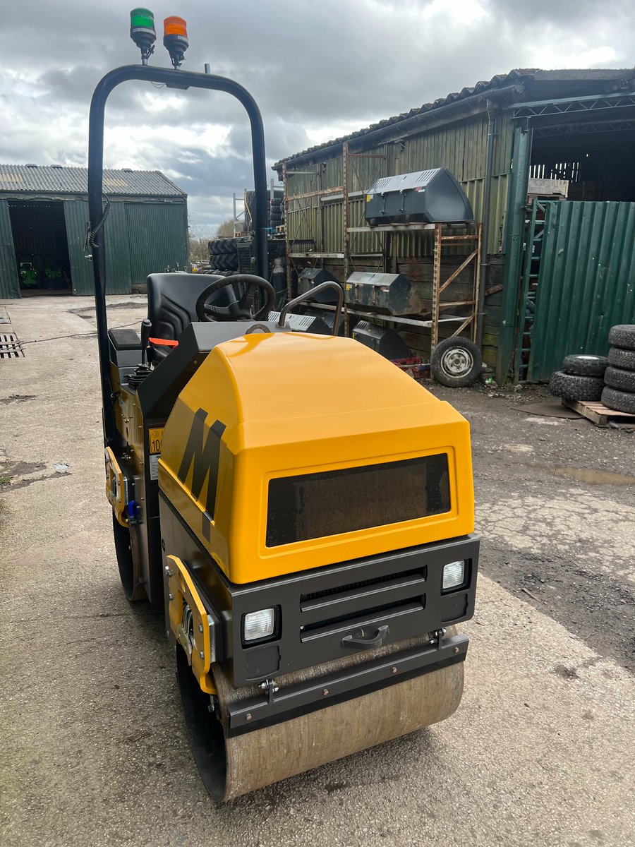1stBasePlant's tweet photo. #Mecalac TV800 Roller for Sale
2022 unused delivery mileage only
#Kubota engine 
800mm wide
£15,950+vat
Full pictures and description on our website - 
https://t.co/Wh3rInJMaC https://t.co/q9RdPtCVAp