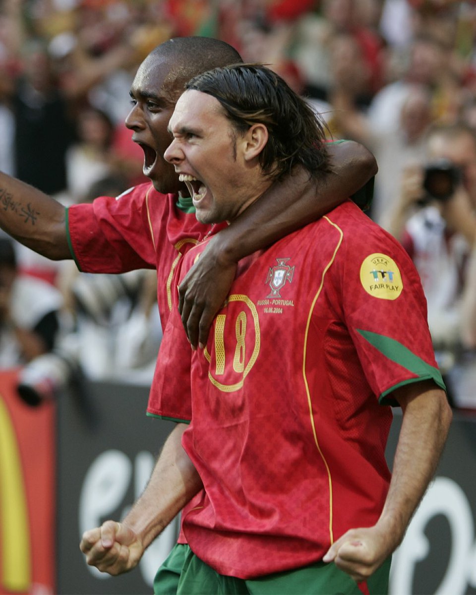 selecaoportugal's tweet photo. Duas lendas, dois dos médios mais talentosos da Seleção de todos nós. Neste dia, em 2003, Deco e Maniche estreavam-se pela Seleção A! 👏🇵🇹 #VesteABandeira

Two legends, two of our most talented midfielders. In 2003, Deco and Maniche earned their 1st cap for the National Team! 👏 https://t.co/vyNcEjBvI4