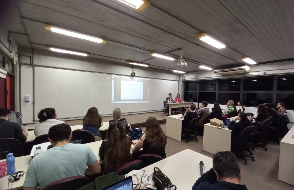 Brilliant discussion last night with <a href="/PUCPRoficial/">PUCPR</a> students on BHR treaty process! Thanks @KrajewskiMarkus and <a href="/Sherencia77/">Salvador Herencia-Carrasco</a> for sharing so much!!