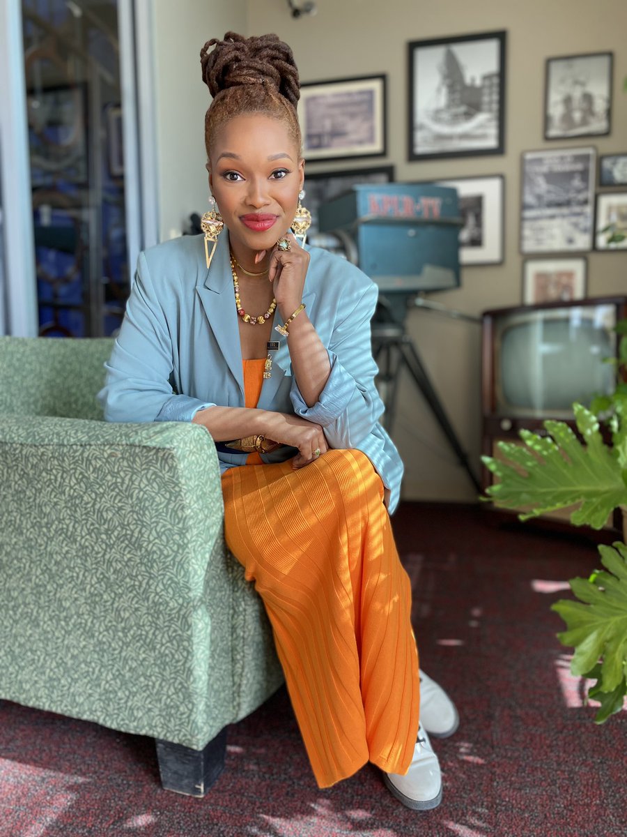 I have these moments where I just don’t know how my big visions are going to manifest. On Sunday,

I released! I downloaded! I gained clarity! I meditated and I let go of FEAR!

“Myrina, did you bite off more than you can chew?” -  NOPE! Friday is the big day !!