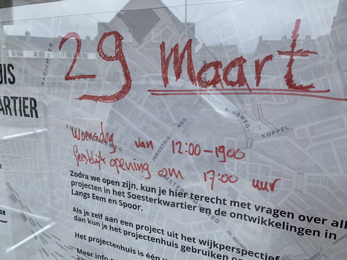 De Buurtboks is weer op straat in #Soesterkwartier! Want het Projectenhuis beleeft vandaag de opening. Welkom op Noordewierweg 127. #wijkperspectief en #langseemenspoor