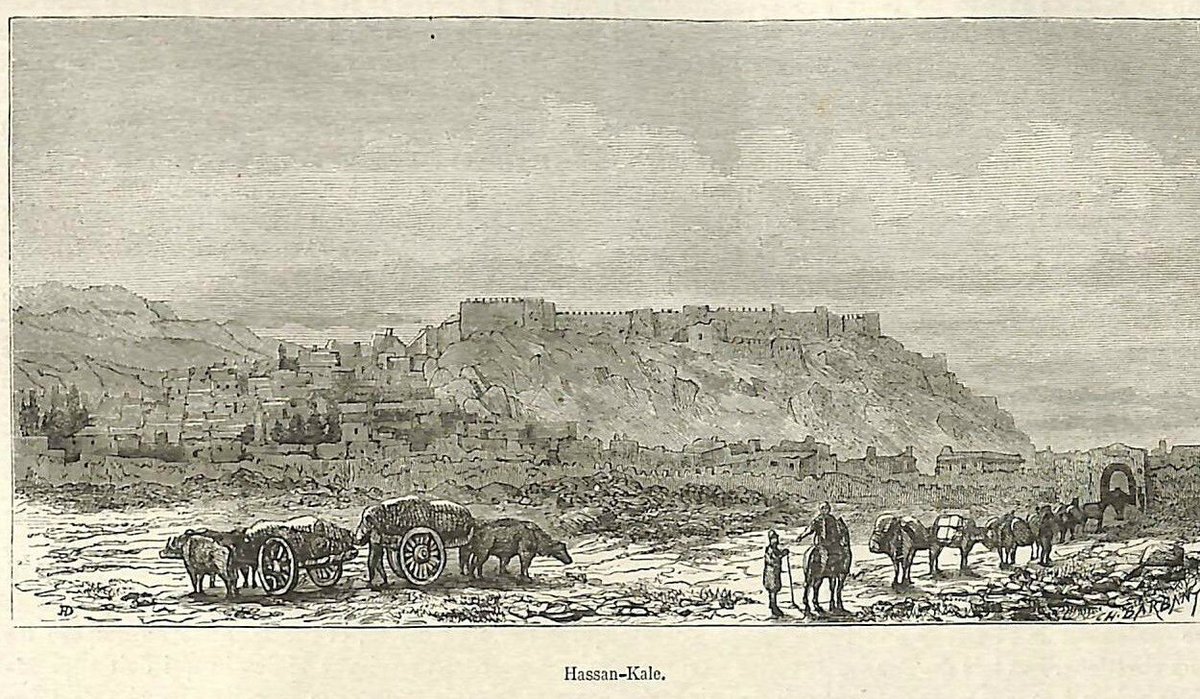 1875, Erzurum, Hasankale (Pasinler) ''Pasinler ovasında Kürt köyünü ziyaret ettim. Kürt evleri geniş, ferah ve temiz yapılardan oluşuyordu. Çatının orta kısmındaki delik evi aydınlatıyordu. Kürt mimarisi Türk mimarisinden farklıdır. Kürt evlerinin yapı tarzını çok beğendim.''…