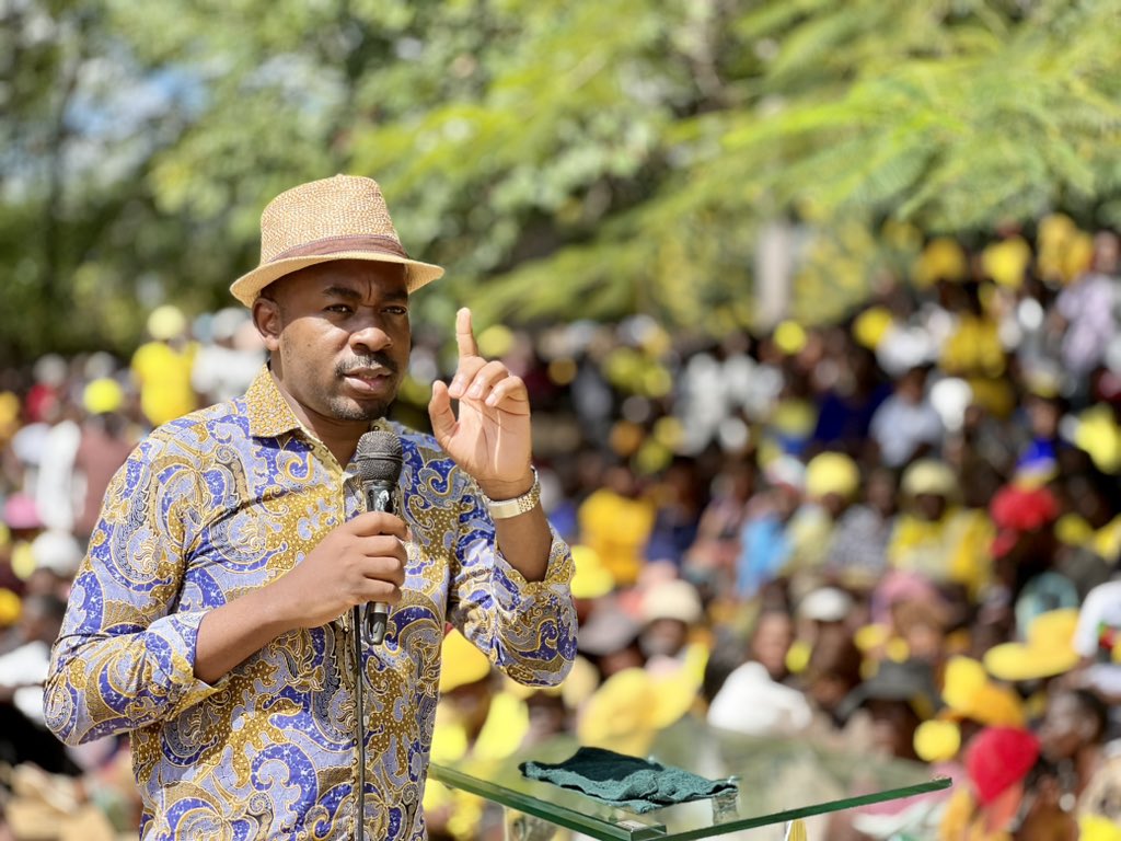 CCCZimbabwe's tweet image. 🟡“We will make Zimbabwe an entrepreneurial society with new industries, new factories, new companies, new sectors and employing more people. We will embark on radical Central Bank reforms on the back of wide consultation with bankers, businesses and labour.” Change Champion in…