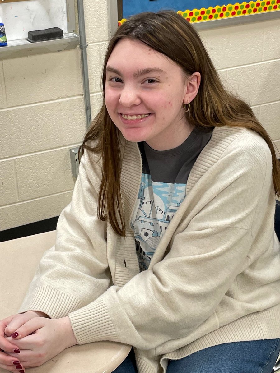 KHSCapstone's tweet photo. Emily Moore is researching the impact of "Ducktales" as propaganda. She's the editor of the Karns Chronicle @BestDamNews, earned the seal of biliteracy in French, and is in the top decile. https://t.co/tZ18a3kWZV