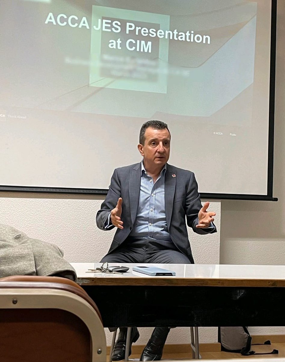 CyIntegrity's tweet image. CIF CHAIRMAN M.SKANDALIS LECTURING AT CIM TO ACCA STUDENTS ΟΝ 16/3/2023: 
bit.ly/3M0t4Gh 
#cim #acca #accounting #integrity #ethics #transparency