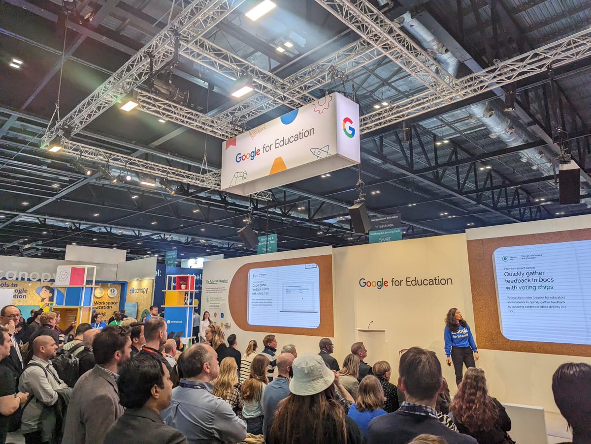 GoogleUK's tweet photo. It’s #BETT2023 today in London, the biggest Education Technology exhibition in the world!
Stop by Google’s booth #SF41 to see how we're helping children to be safe and confident explorers of the online world with #BeInternetLegends.
Learn more here → https://t.co/Cjq4FYdGDV https://t.co/Ytln99h860