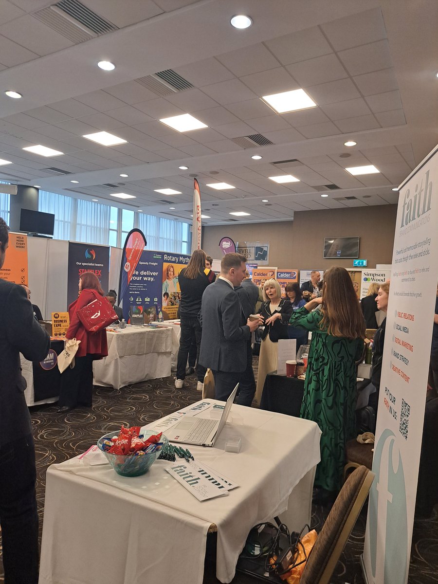 FirstClass_Post's tweet photo. In full flow at Myconference.  #Johnsmithsstadium #Midyorkshirechamberofcommerce #Myconference #Huddersfield #SMManagement #ContentCreation https://t.co/1CgMfmuM5r