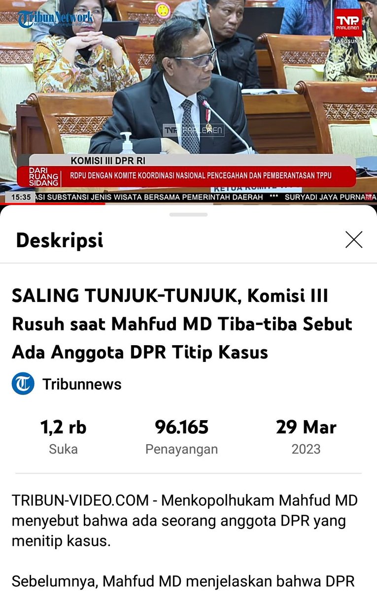 Anggota rapat di <a href="/DPR_RI/">DPR RI</a> langsung banyak yg intrupsi saat pak <a href="/mohmahfudmd/">Mahfud MD</a> mengatakan Ada Anggota DPR yg jadi markus. 
😂😂😂