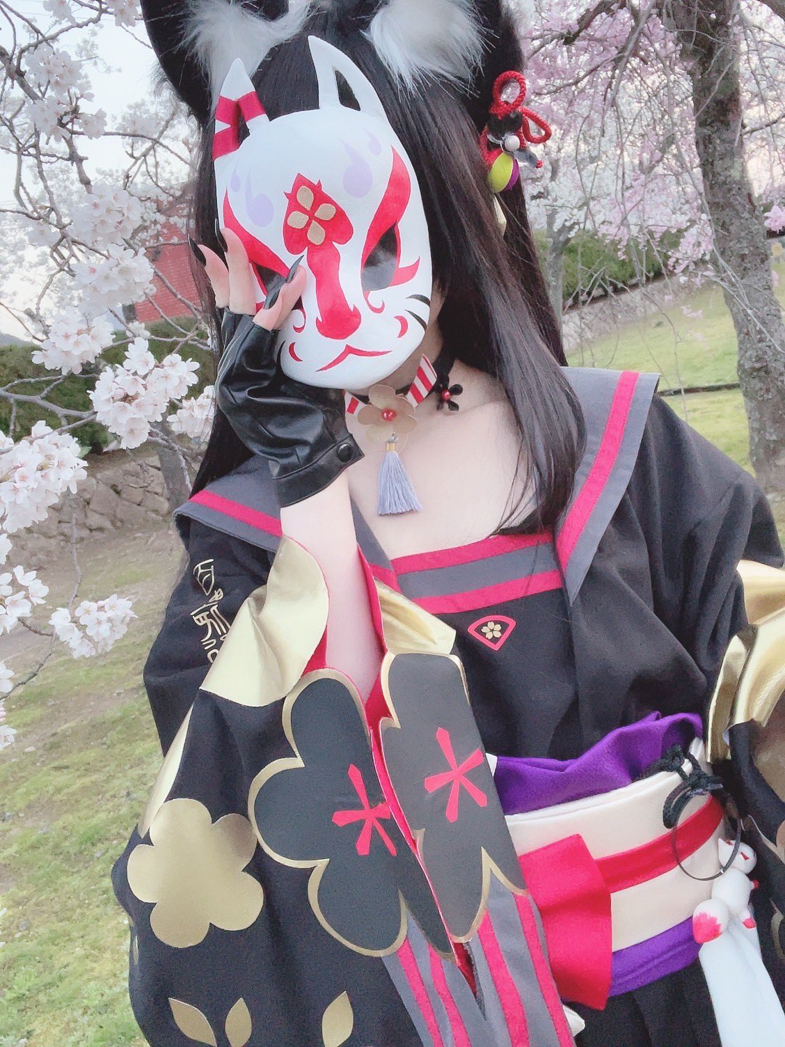 ブルアカ　ワカモ　コスプレ Amazon.co.jp: ブルーアーカイブ ブルアカ 狐坂ワカモ コスプレ