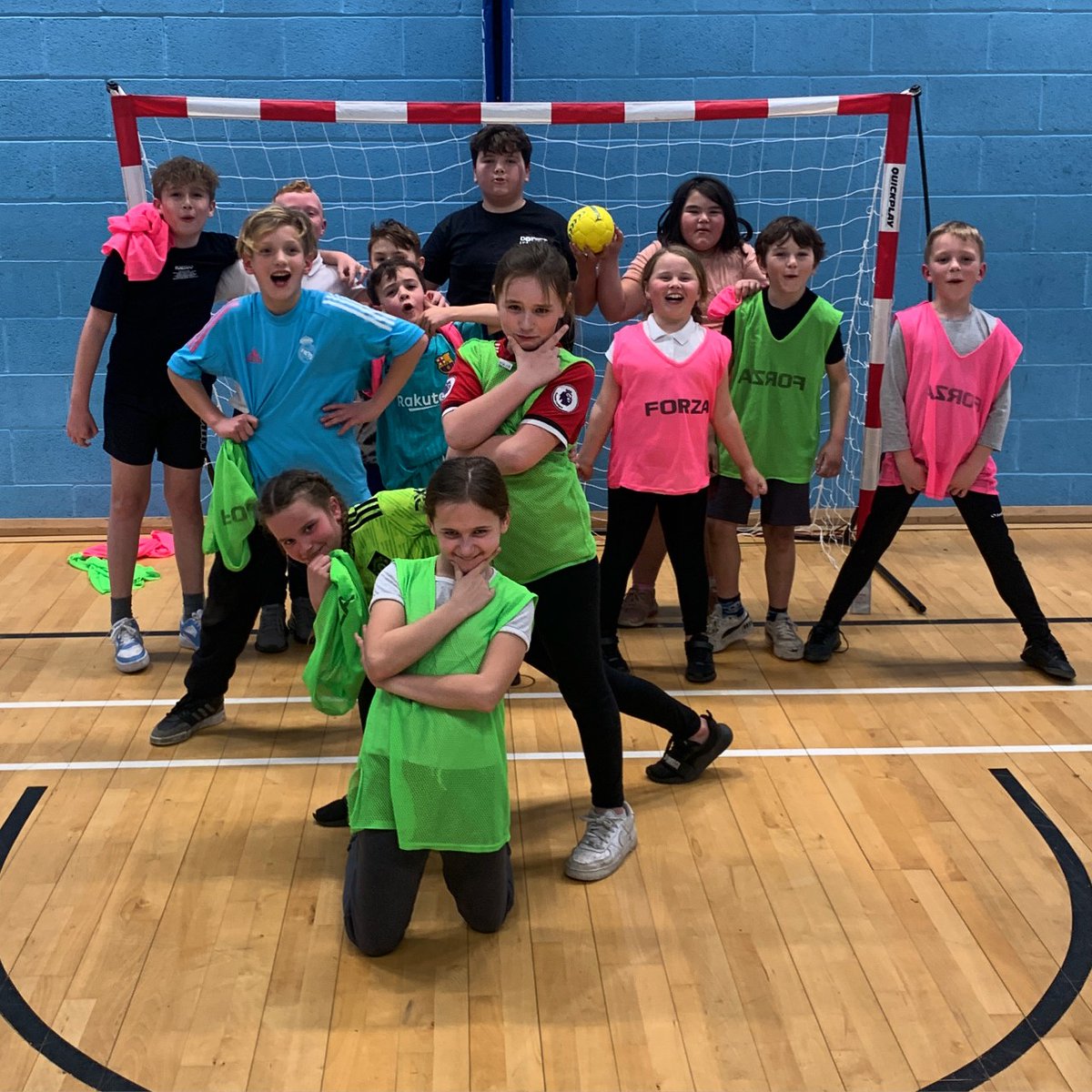 mrsfsomerford's tweet photo. "The new Somerford Community Handball Club has started with the players attending their first tournament last week!
With support from  Active Dorset, the sessions are up and running from 16:30-17:30 every Thursday during term for children in the local community in School Yr 4-6 https://t.co/dFqQfdk6rv