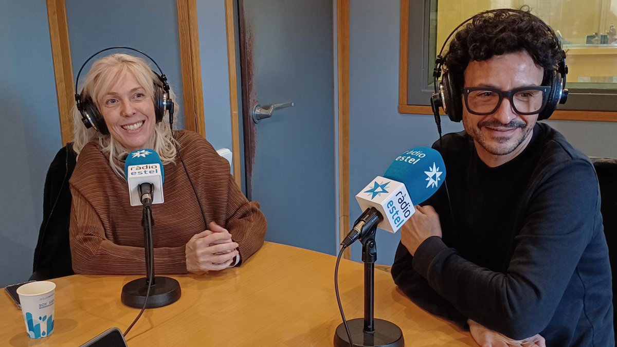 MILLORS MOMENTS | Les entrevistes a <a href="/elisendastone/">Elisenda Roca</a>, #SelmaBruna i <a href="/raulbarus/">Balam Ruscalleda</a>. ✨

Des d'ara i fins a les 18 h, puja a <a href="/lacaravanaestel/">La Caravana</a>! ⬇️
📡 radioestel.cat/en-directe