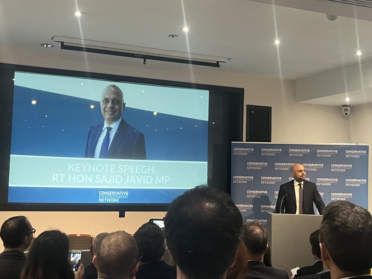 Absolutely superb event organised by ⁦<a href="/CEN_HQ/">Conservative Environment Network</a>⁩ last night with ⁦<a href="/sajidjavid/">Sajid Javid</a>⁩ delivering the annual Sam Barker Memorial Lecture - reminding us how the private sector is key to unlocking investment in the race to achieve Net Zero and grow our economy- at the same time..