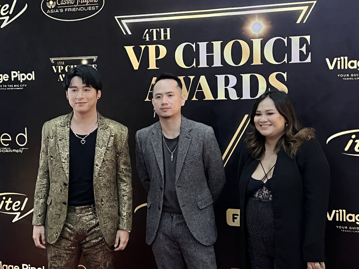 ABSCBNNews's tweet photo. NOW: The 4th Village Pipol Choice Awards. Spotted on the red carpet: Maymay Entrata, JC Alcantara, Devon Seron and director Petersen Vargas. | via @mjfelipe https://t.co/OHfWy9YqZ2