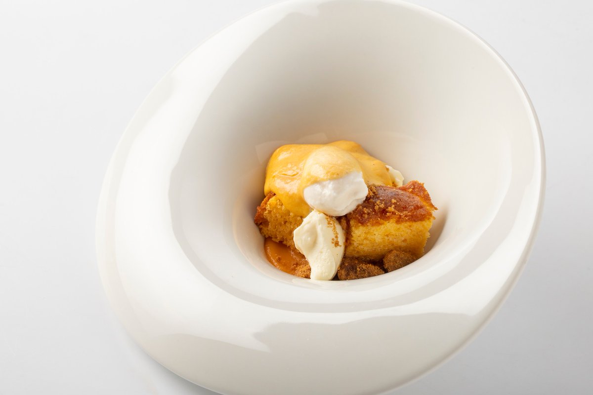 CPAER_eco's tweet photo. 🧡𝐂𝐚𝐥𝐚𝐛𝐚𝐳𝐚 '𝐞𝐜𝐨' 𝐞𝐧 𝐭𝐞𝐱𝐭𝐮𝐫𝐚𝐬. Con este pincho, cuyo ingrediente principal es la calabaza ecológica de La Rioja de @FrutosCampo @WineFandango llega a la final del Concurso de Pinchos de La Rioja. Gracias por escoger los alimentos ecológicos.
📸 @lariojacapital https://t.co/BgLq8fyVk6
