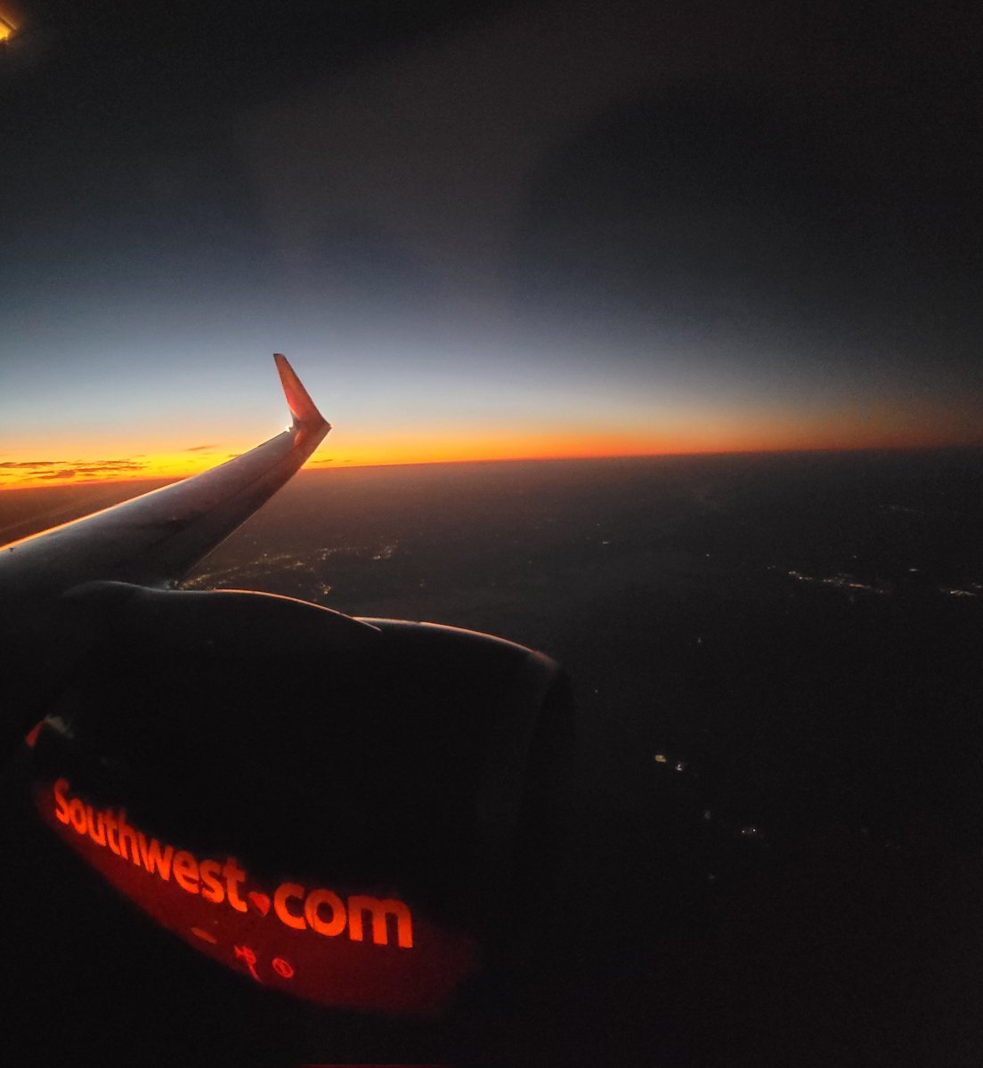 motarque's tweet photo. Early morning flight onboard @SouthwestAir https://t.co/ubYvg5r3w6